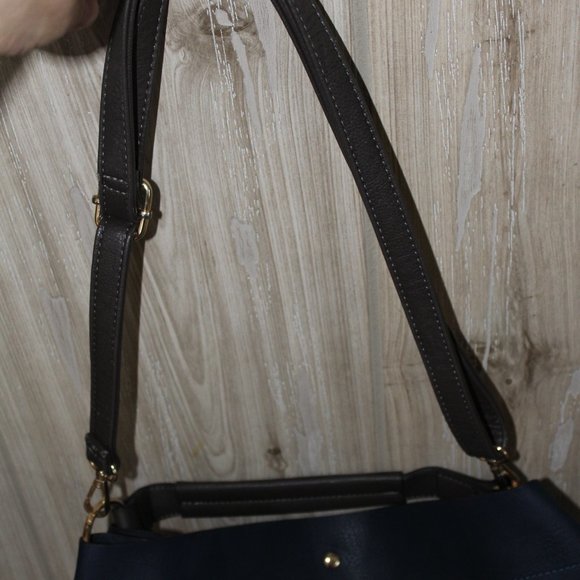 Women Dark Blue Bucket Bag 2 Straps Over Shoulder + Briefcase Handle Style - Picture 6 of 15